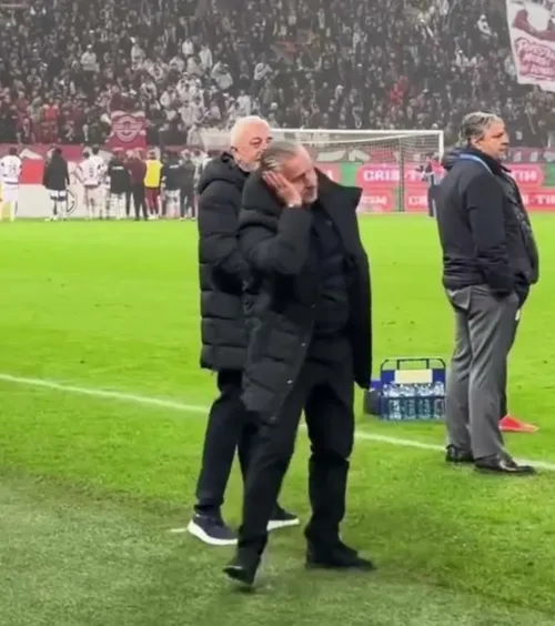 Pe cine a trimis Reghe la culcare    FOTO.  Cui i-ar fi adresat tehnicianul FCSB  ironiile de la finalul derby-ului:   „Sunt și anumite specimene...”