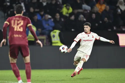 CFR Cluj - Dinamo Foto sportpictures.eu .jpg