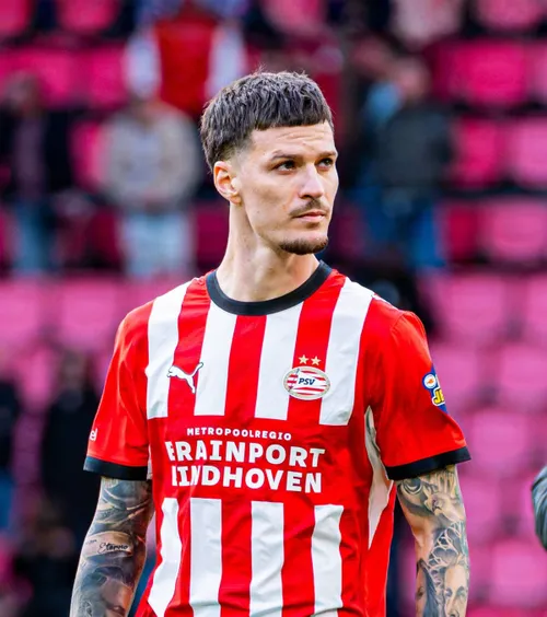 Îngrijorător  Media minutelor jucate la PSV de Dennis  Man il alarmează pe Gică Hagi
