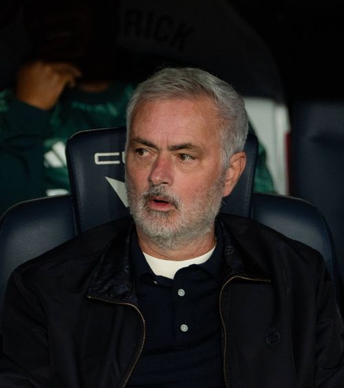 Răzbunarea lui Mourinho   VIDEO.  Mesaj ironic al antrenorului portughez pentru  fanii Barcelonei