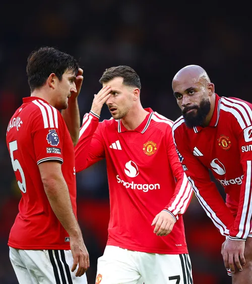„Puțin nebun, dar e cu mult peste ceilalți”  Antrenorul de top dorit pentru a o scoate pe  Manchester United  din criză. Carrick, ultima șansă