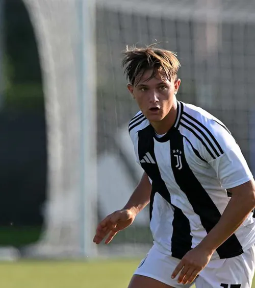 CFR are datorii și la Juventus  Trei cluburi din Serie A cer  peste 2,1 milioane de euro  pentru transferurile unor jucători