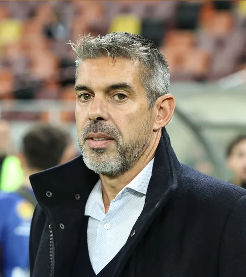 Nuno Campos, impresionat  Antrenorul lui Dinamo își laudă jucătorii:  „Te forțează să-i introduci ca titulari”