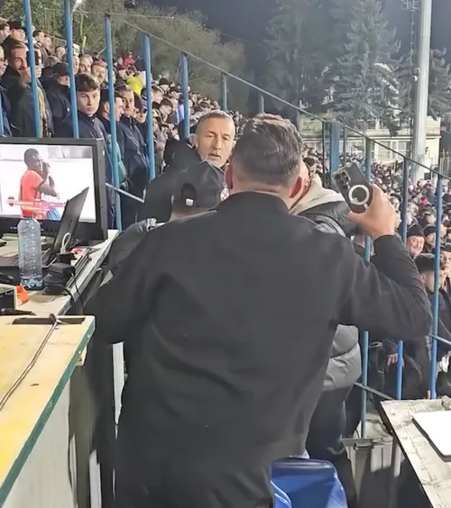 Cu el s-a certat Mihai Stoica   VIDEO.  Bărbatul care l-a provocat pe oficialul FCSB la Bistrița  a fost reținut de poliție  în urmă cu câteva săptămâni