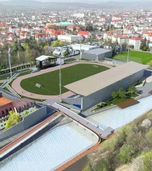 Stadion de 3,5 mil. €   FOTO.  Arena din Bistrița, criticată de FCSB, a fost  cumpărată de Primărie  în falimentul fostului club Gloria. Cum va fi modernizată