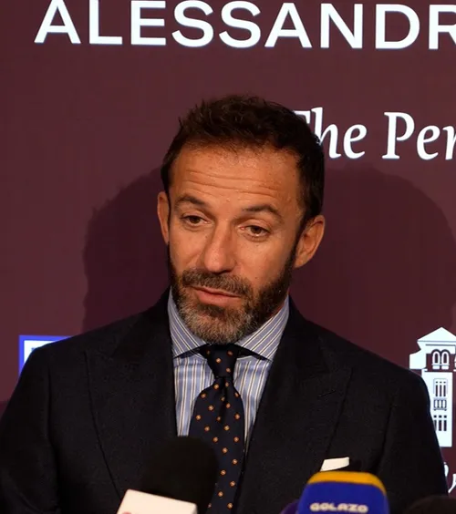 Del Piero a venit în România   VIDEO.  Ce a spus despre Cristi Chivu și  duelul cu Steaua din anul 1995 : „Îmi amintesc zăpada”