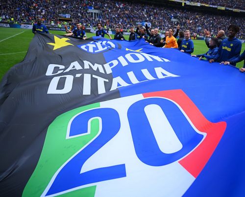 NUMBER 20 for INTER  
  Nerazzurri  
 celebrate their 20th Serie A title