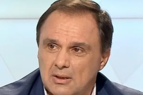 E revoltat după ce a văzut lista FRF pentru înlocuirea lui Lucescu: „Bătaie de joc! Ce-i asta? Îi punem ca să ne aflăm în treabă!”