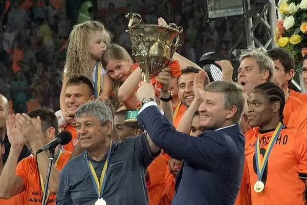 „Asta îmi spunea mereu Mister” /  Un fost apărător al lui Mircea Lucescu la Shakhtar dezvăluie  tot ce făcea antrenorul la echipă