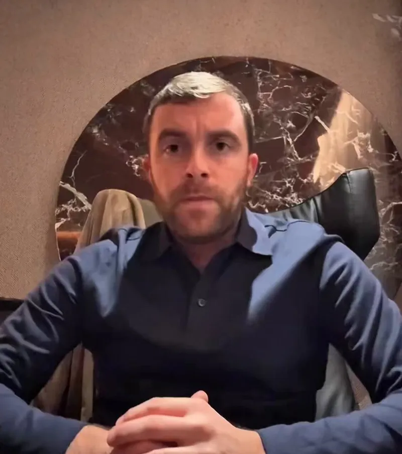 „Șarlatan, nu jurnalist”. Cum a fost dat de gol cel mai cunoscut specialist: „Răspândește zvonuri pe bani. A spus că un personaj care murise era viu”