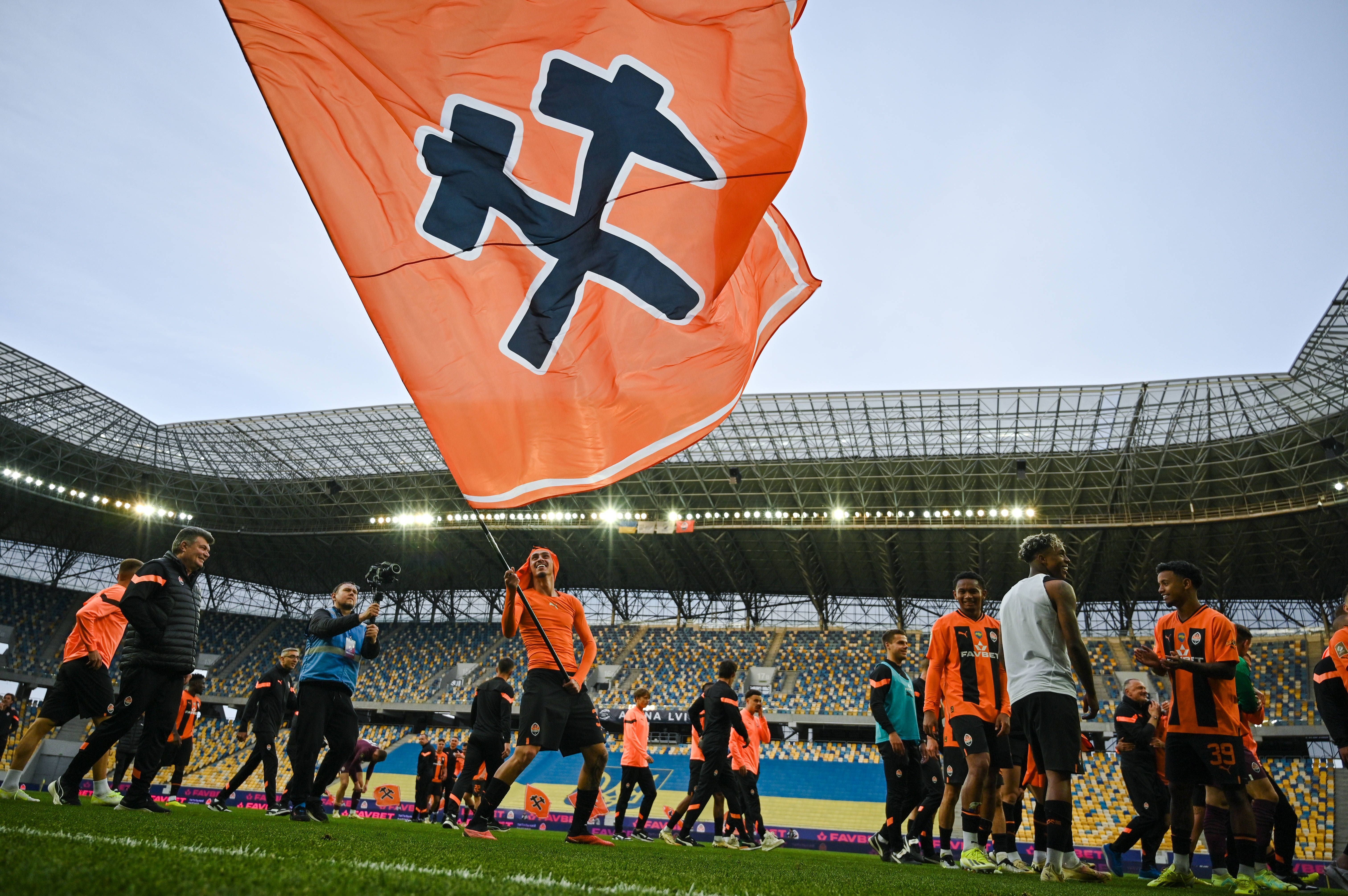 Steagul portocaliu al lui Shakhtar
