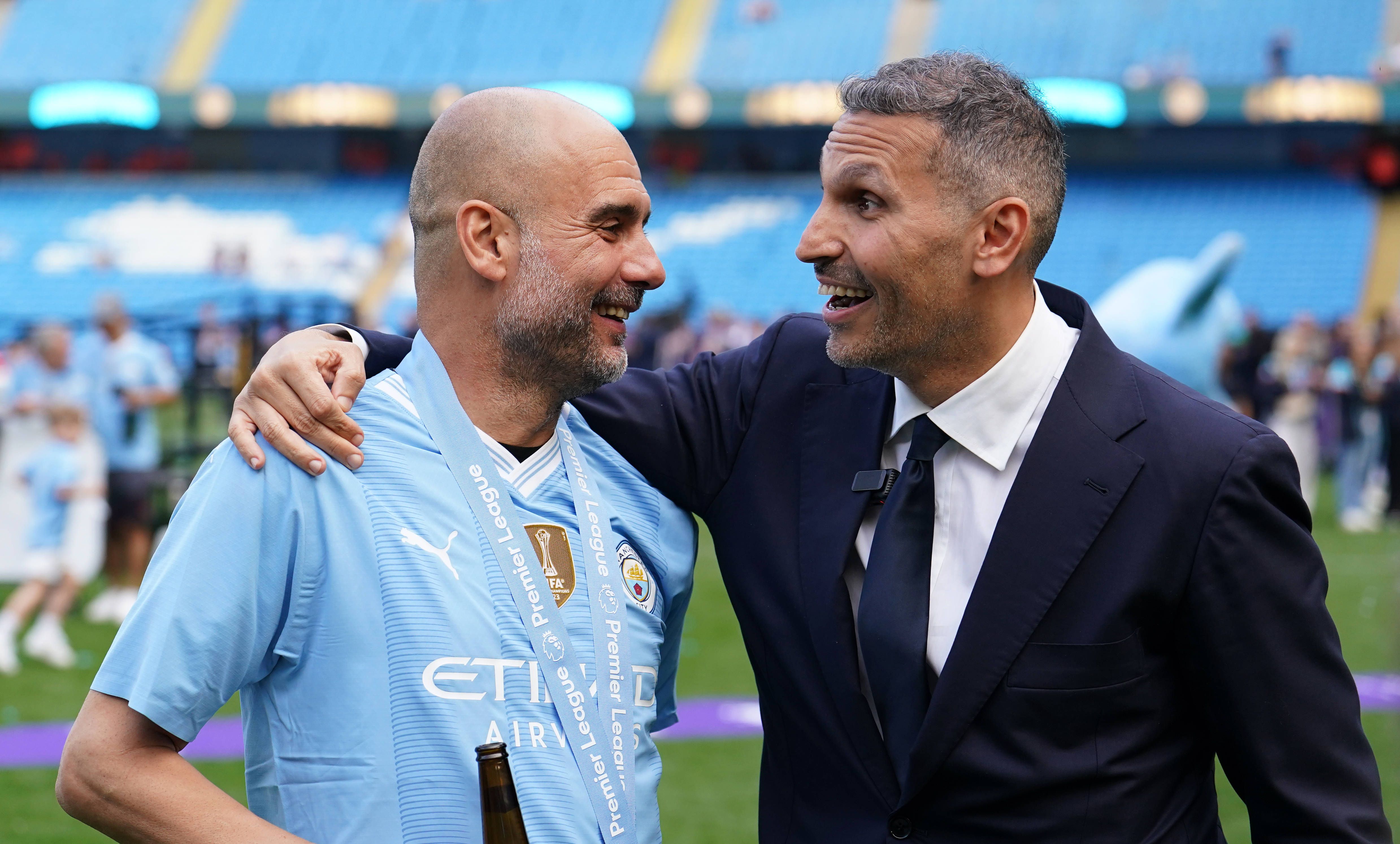 Pep Guardiola și președintele clubului, Khaldoon Al Mubarak, oficial în guvernul Emiratelor Arabe Unite Foto: Imago