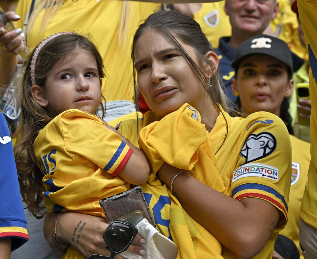 Denis Drăguș și familia (foto: Imago)