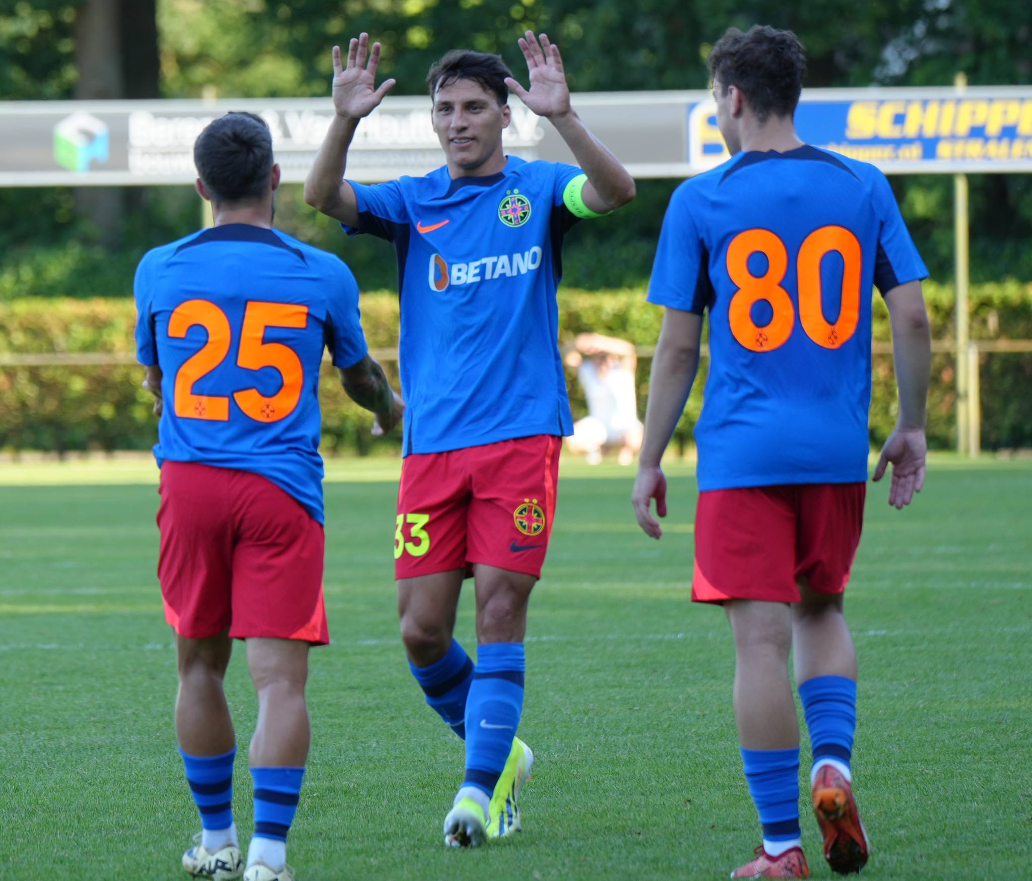 Amical FCSB - Apeldoorn 8-0 FOTO: facebook.com/FCSBOfficial
