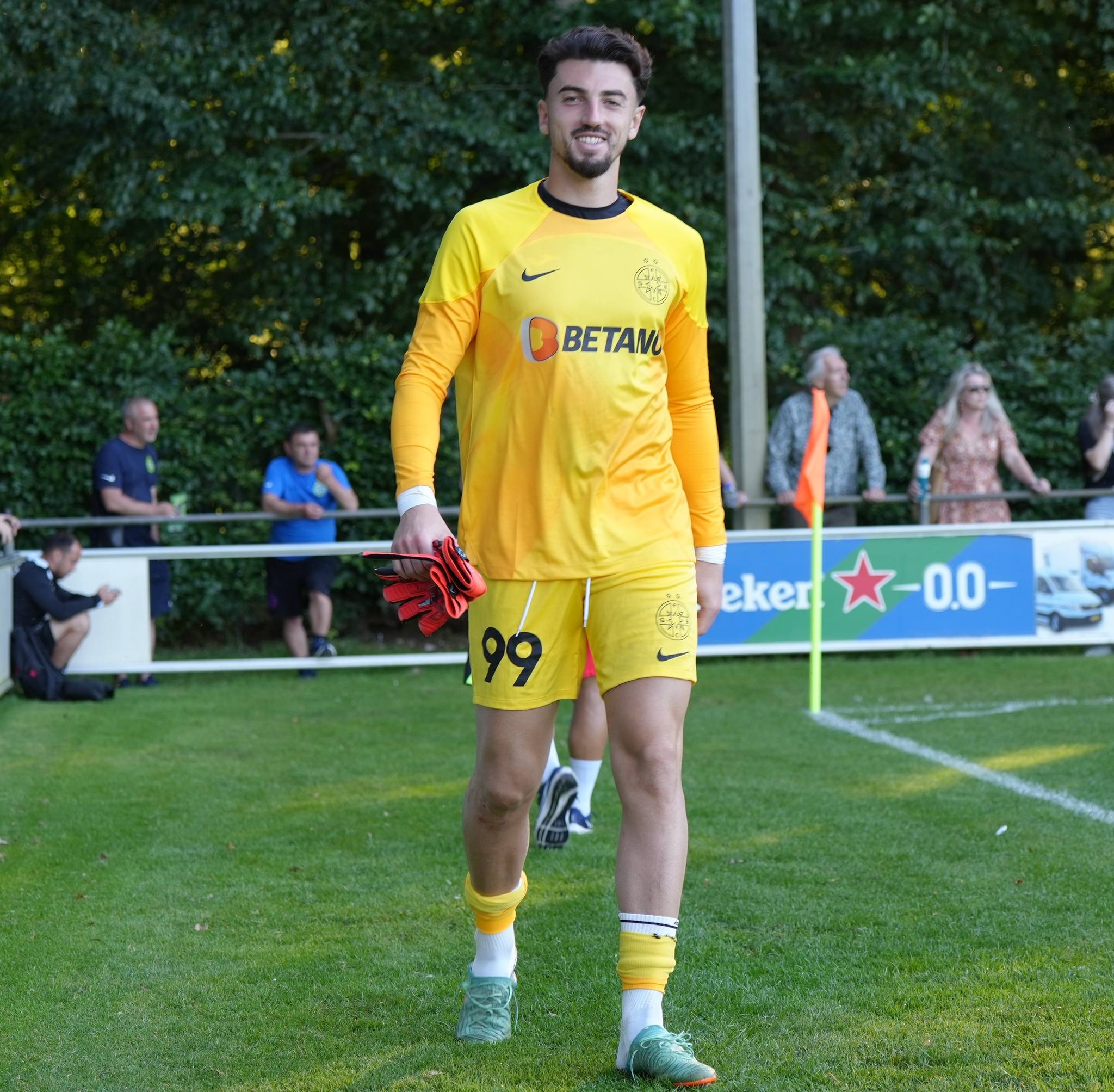 Amical FCSB - Apeldoorn 8-0 FOTO: facebook.com/FCSBOfficial