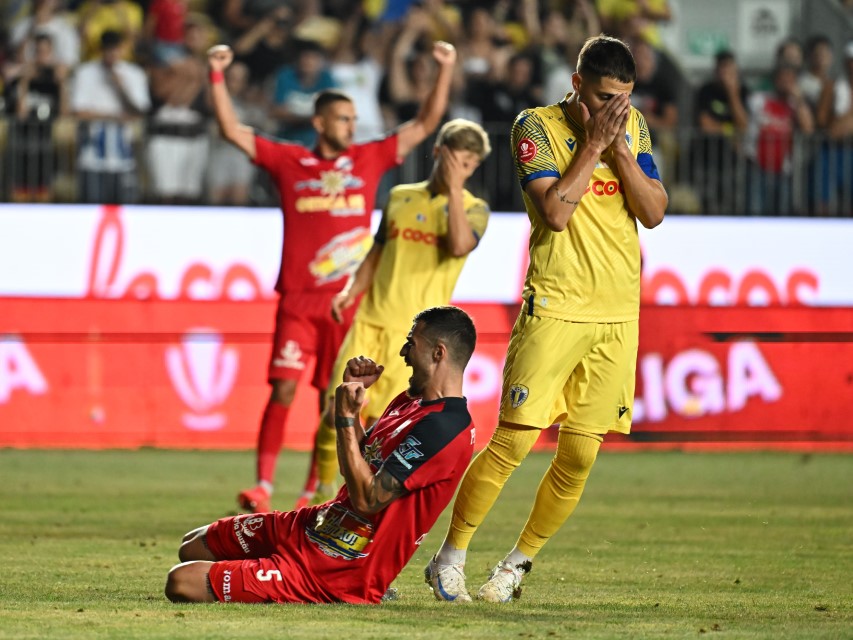 Petrolul - Gloria Buzău. Foto: sportpictures.eu