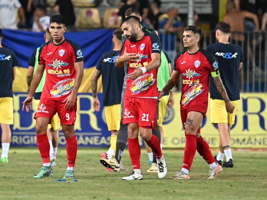Petrolul - Gloria Buzău. Foto: sportpictures.eu
