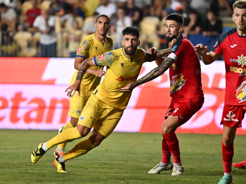 Petrolul - Gloria Buzău. Foto: sportpictures.eu