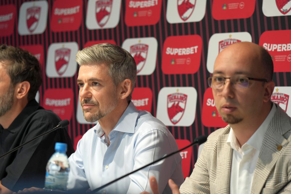 Dinamo și-a prezentat noul sponsor: Superbet (foto: GOLAZO.ro)