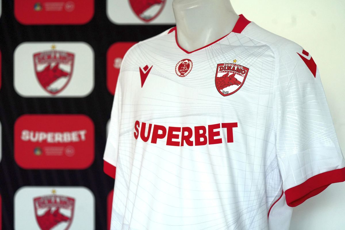 Dinamo și-a prezentat noul sponsor: Superbet (foto: GOLAZO.ro)