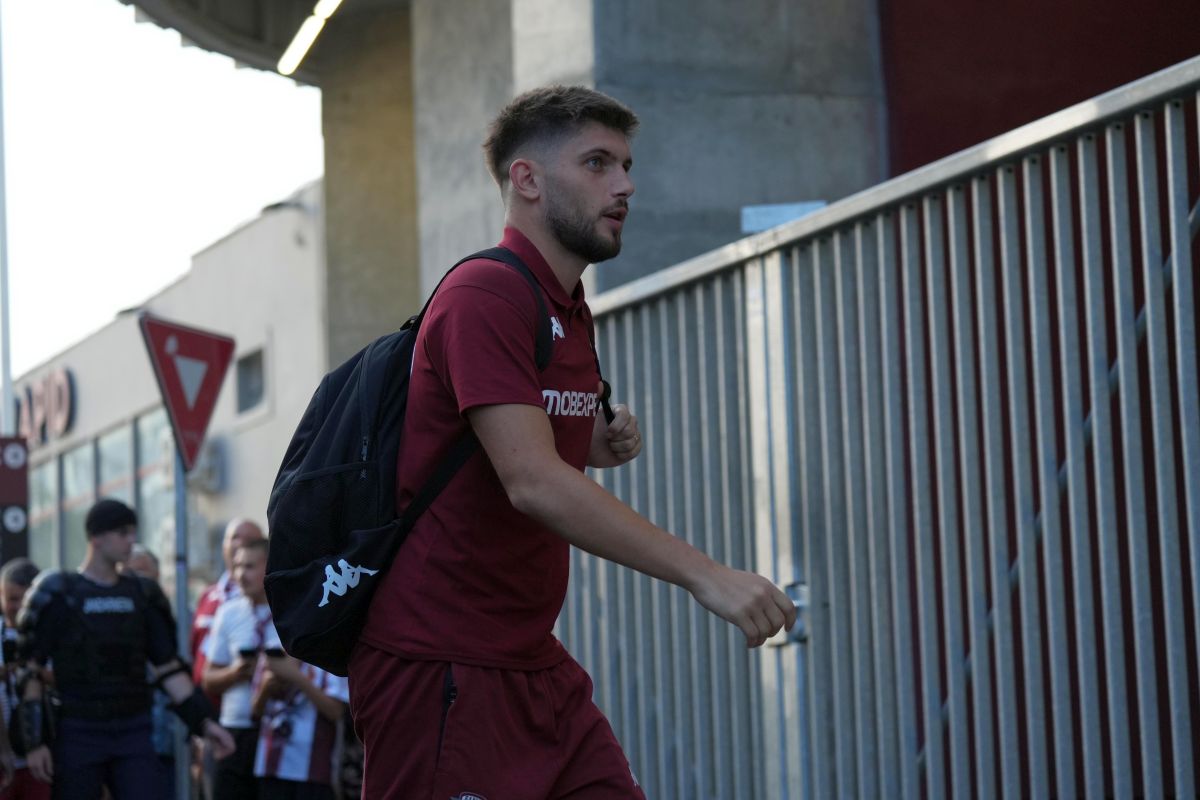 Sosirea Rapidului la stadion înainte de meciul cu CFR