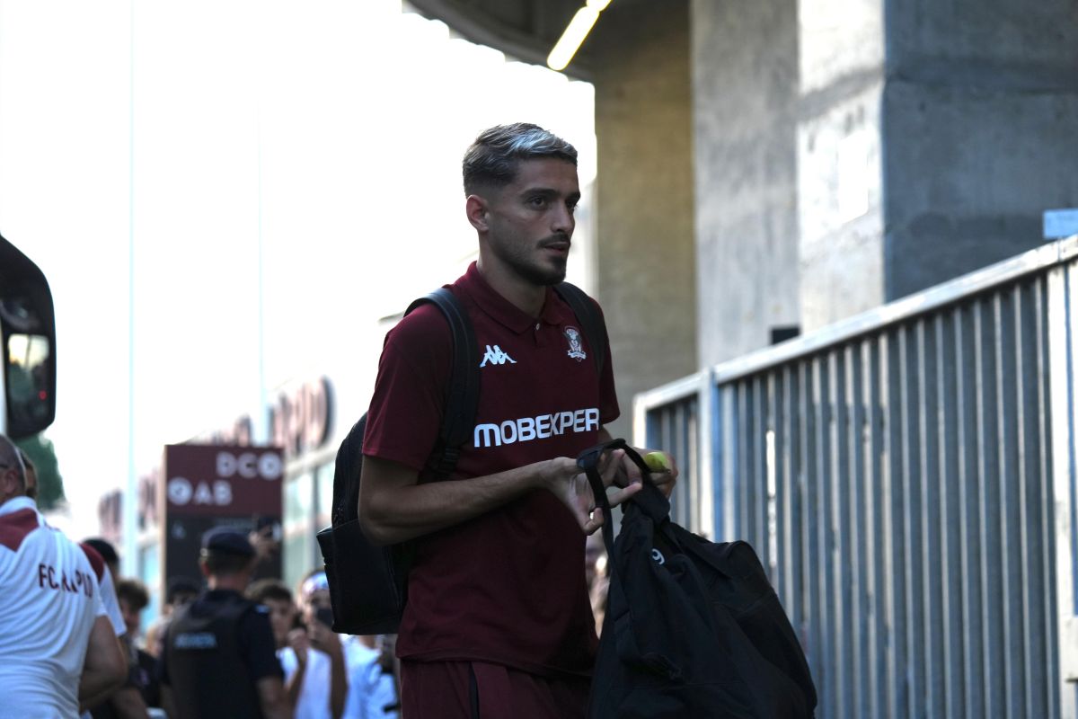 Sosirea Rapidului la stadion înainte de meciul cu CFR