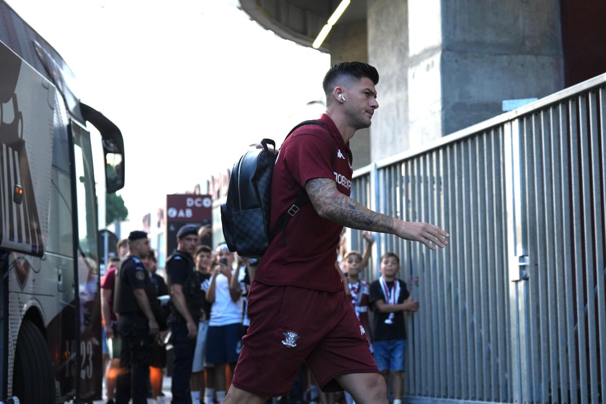 Sosirea Rapidului la stadion înainte de meciul cu CFR