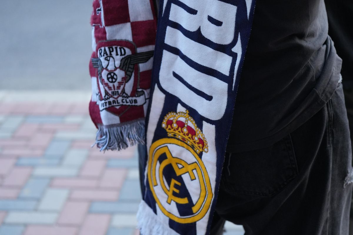Sosirea Rapidului la stadion înainte de meciul cu CFR