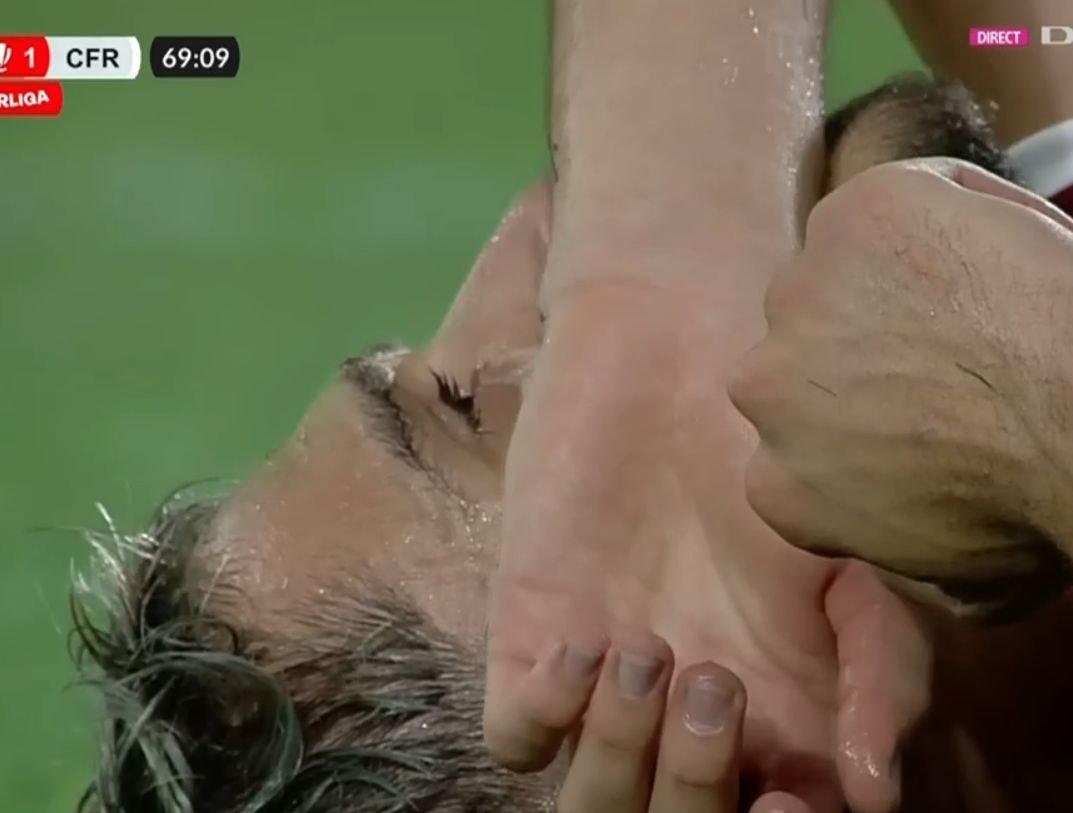 Rapidistul Albion Rrahmani s-a accidentat în meciul cu CFR Cluj