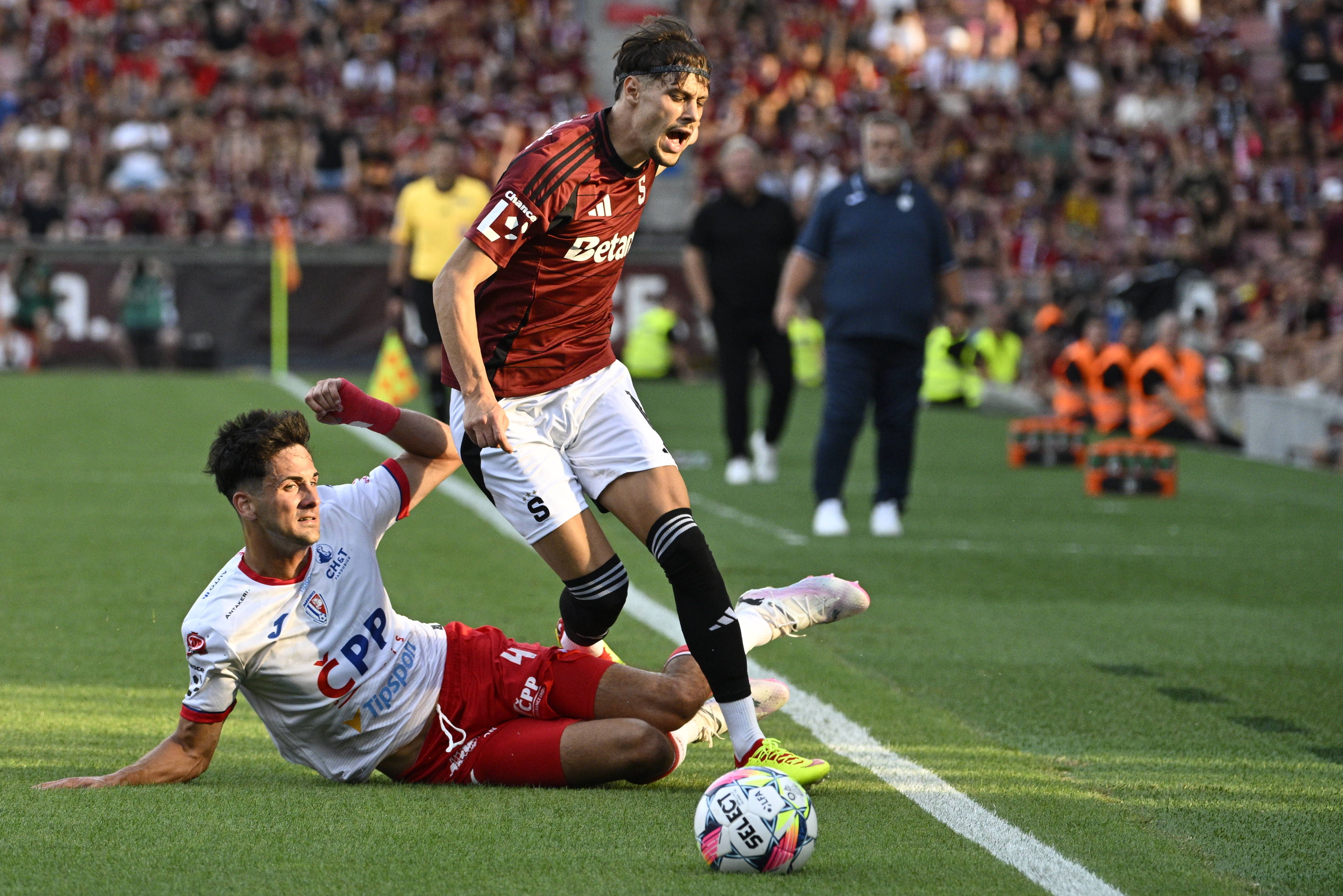 Sârbul Veljko Birmancevic, extrema-golgheter al Spartei Praga Foto: Imago