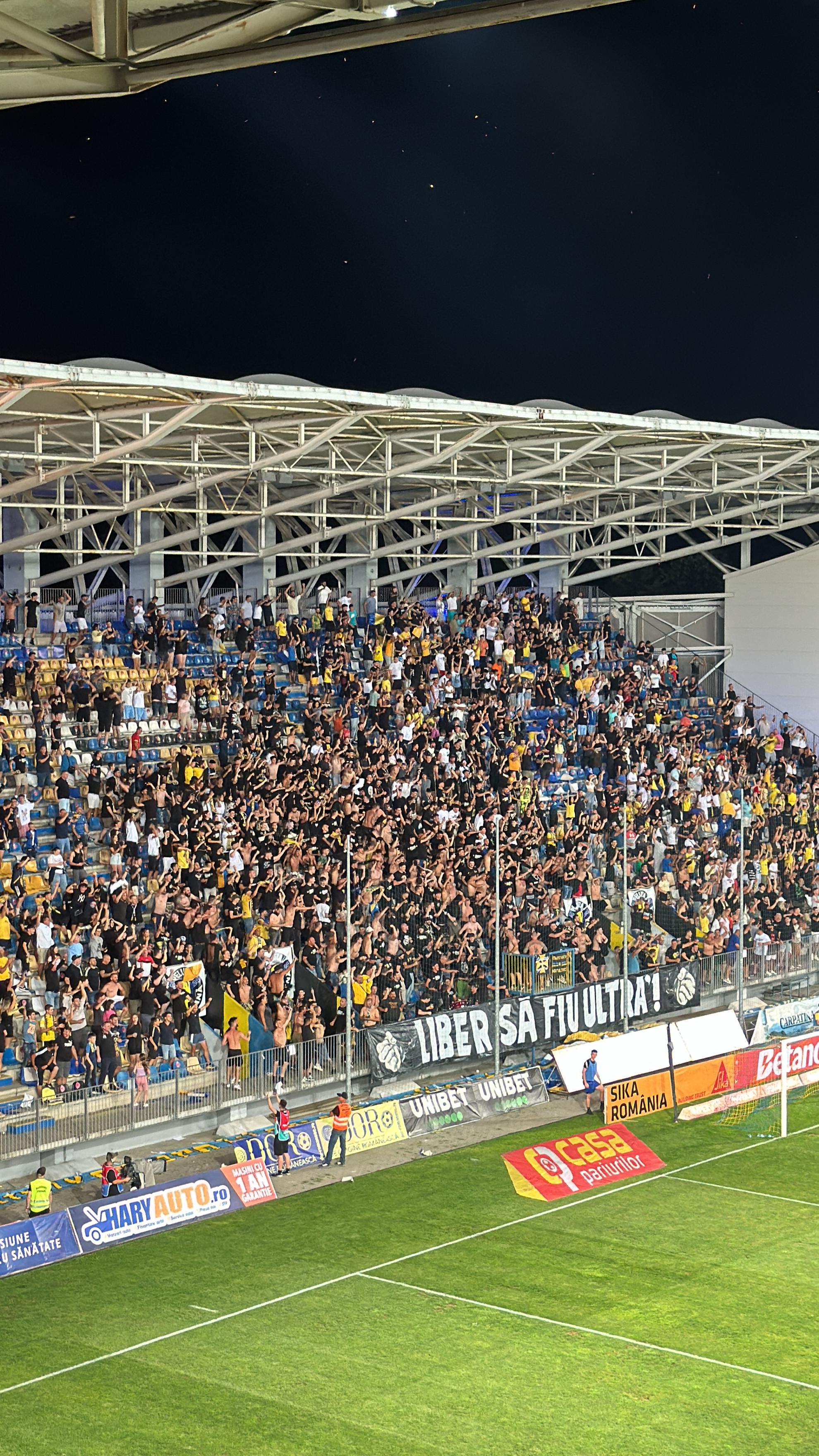 Petrolul - Rapid, meci