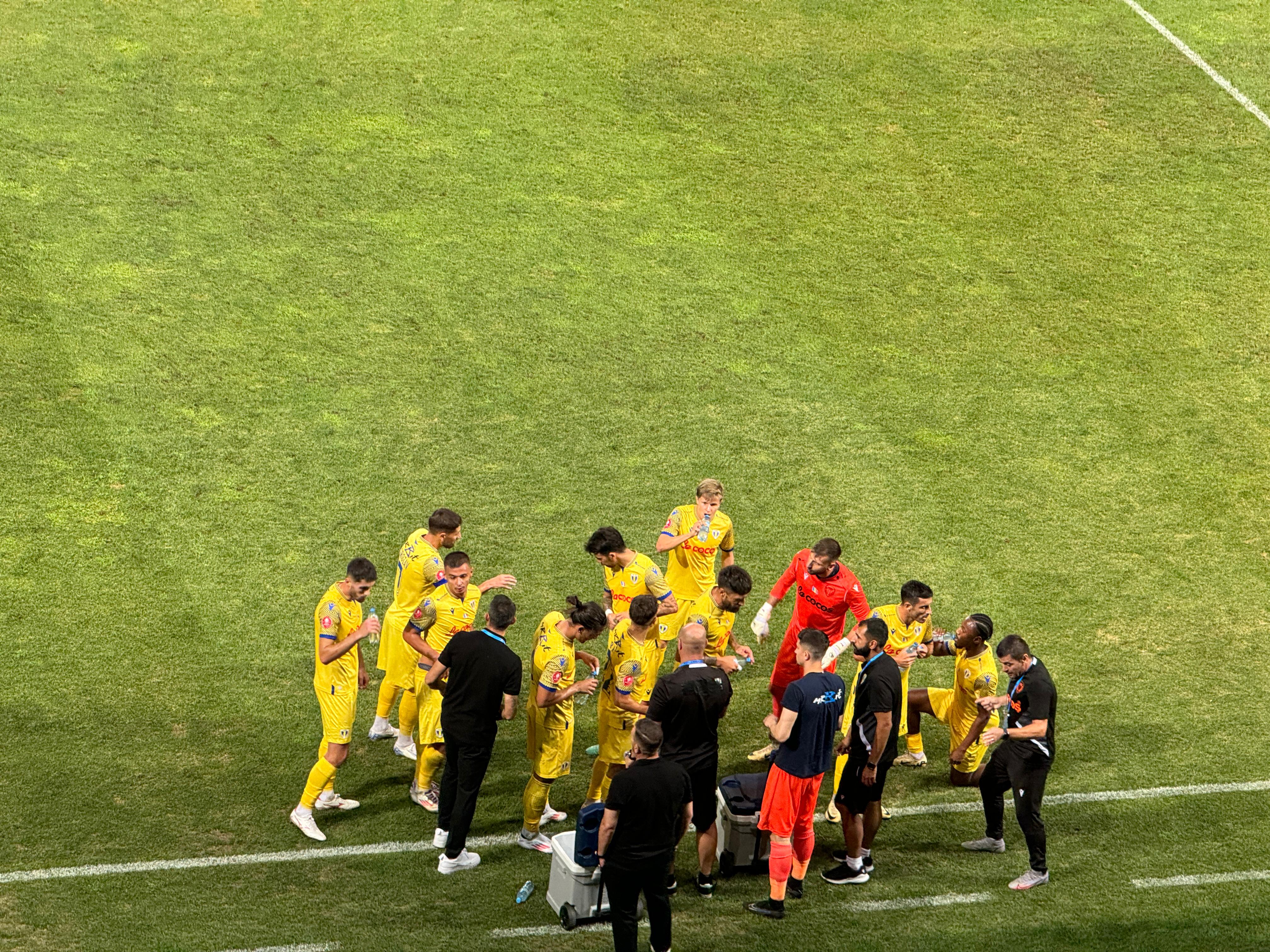Petrolul - Rapid, meci