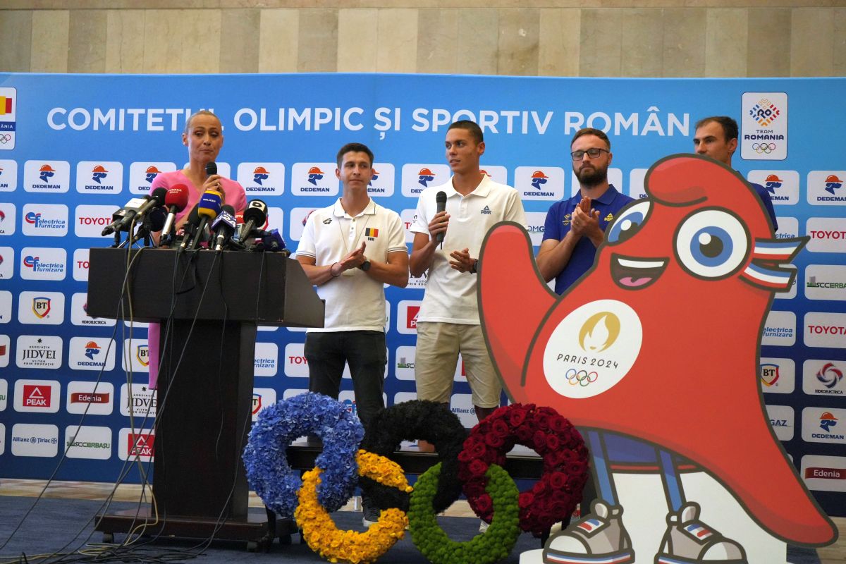 David Popovici s-a întors în România (foto: GOLAZO.ro)