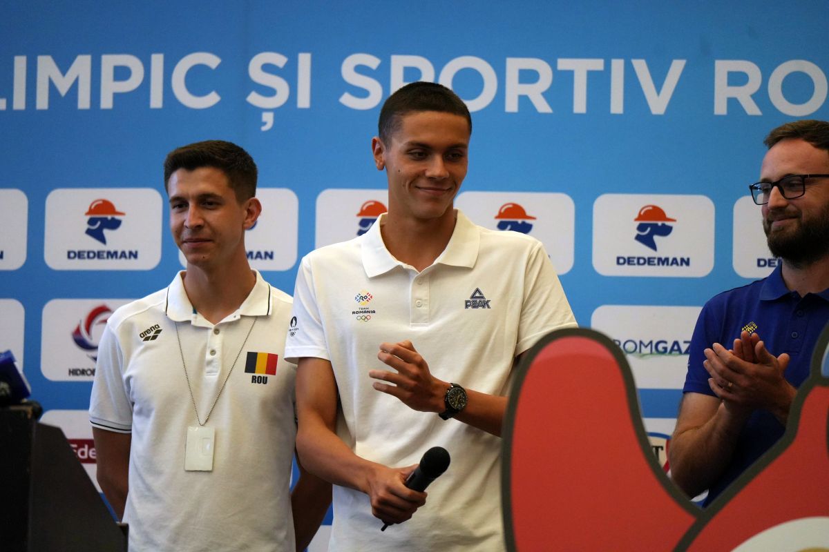 David Popovici s-a întors în România (foto: GOLAZO.ro)