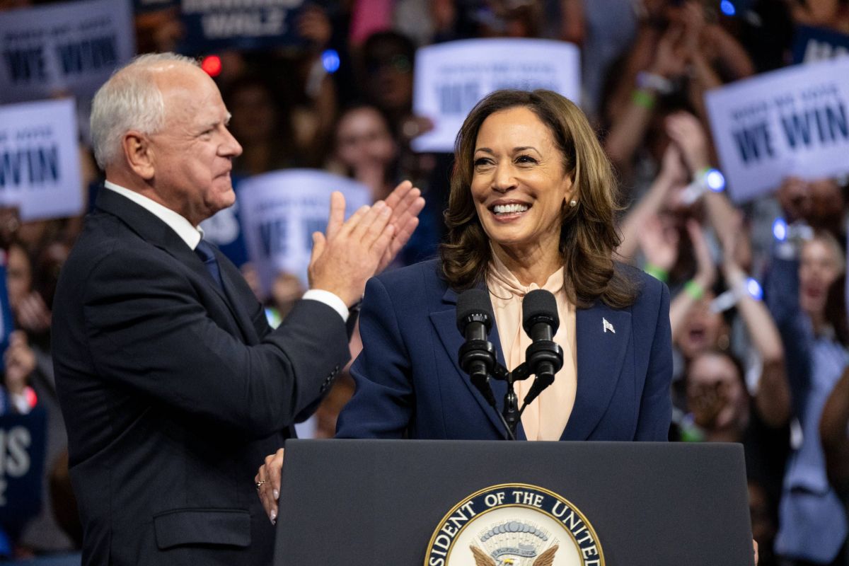 Tim Walz, alături de Kamala Harris Foto: Imago