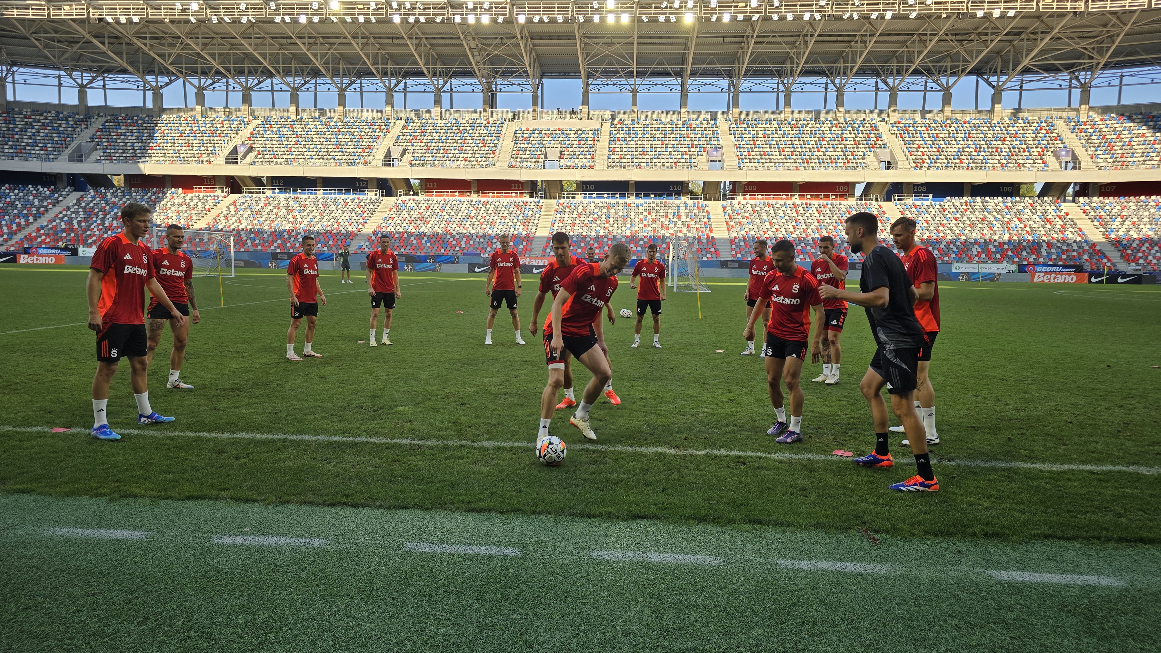 Antrenament Sparta Praga înainte de meciul cu FCSB