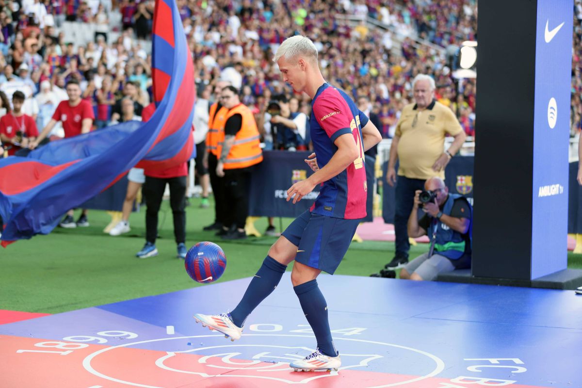 Dani Olmo a fost prezentat, dar Barcelona nu-l poate folosi încă Foto: Imago