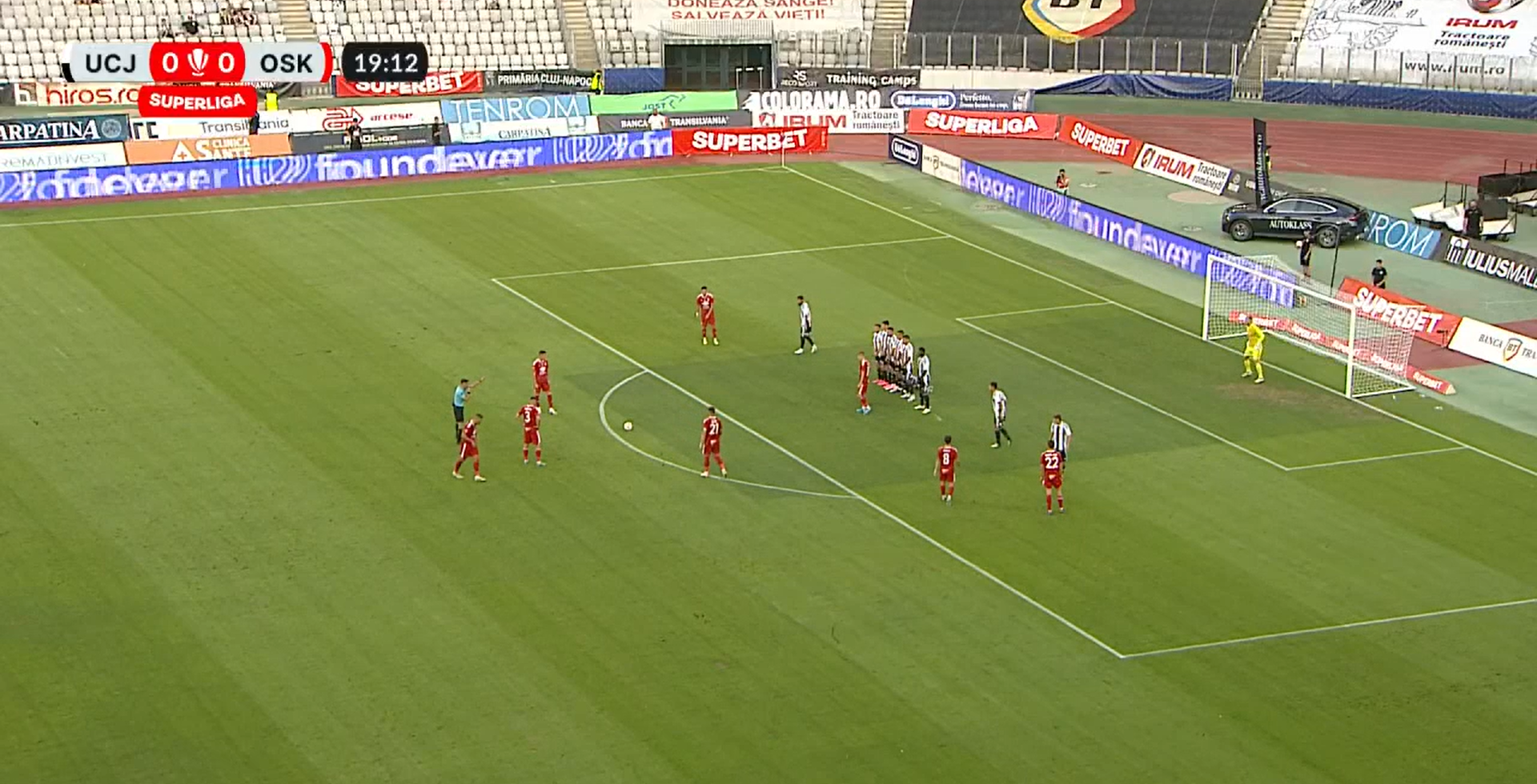 Fază comică la U Cluj - Sepsi / Foto: Prima Sport 1.png