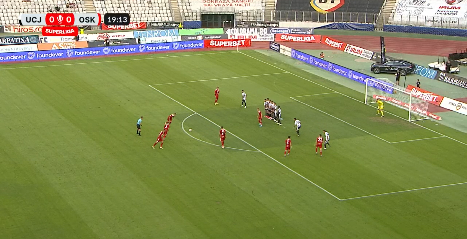 Fază comică la U Cluj - Sepsi / Foto: Prima Sport3.png