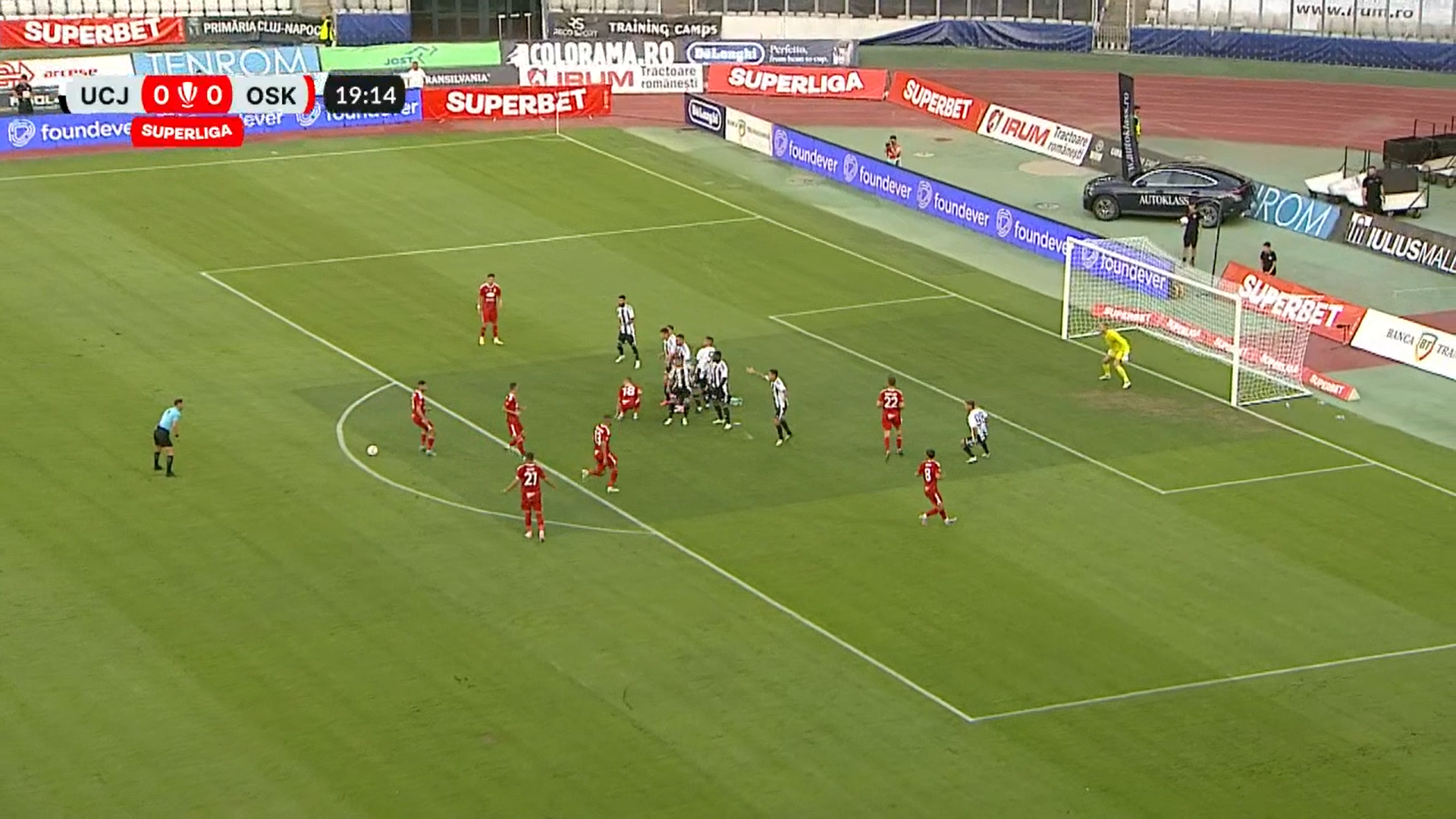 Fază comică la U Cluj - Sepsi / Foto: Prima Sport8.png
