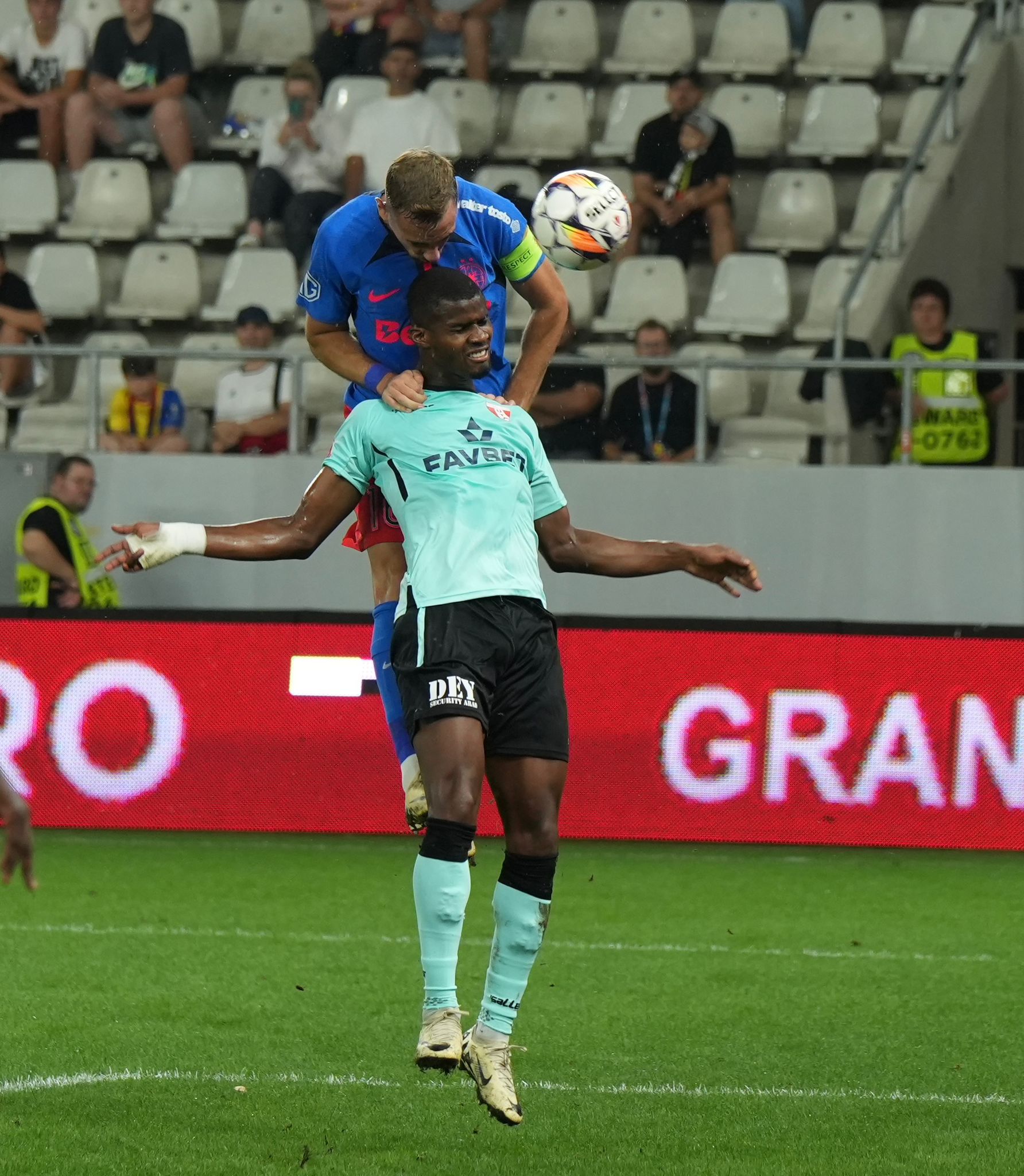 FCSB -UTA ARAD .jpeg