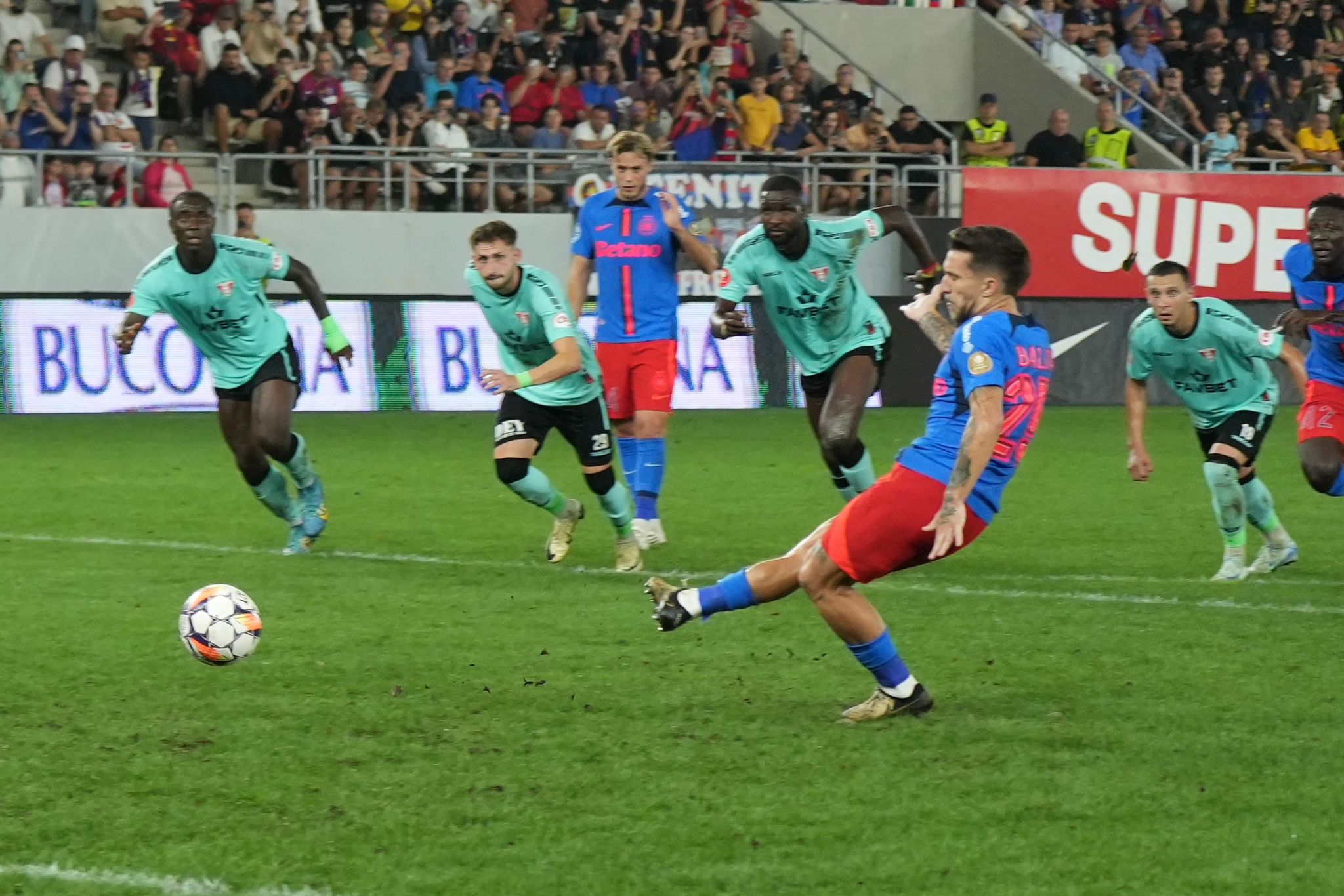 FCSB- UTA ARAD.jpeg