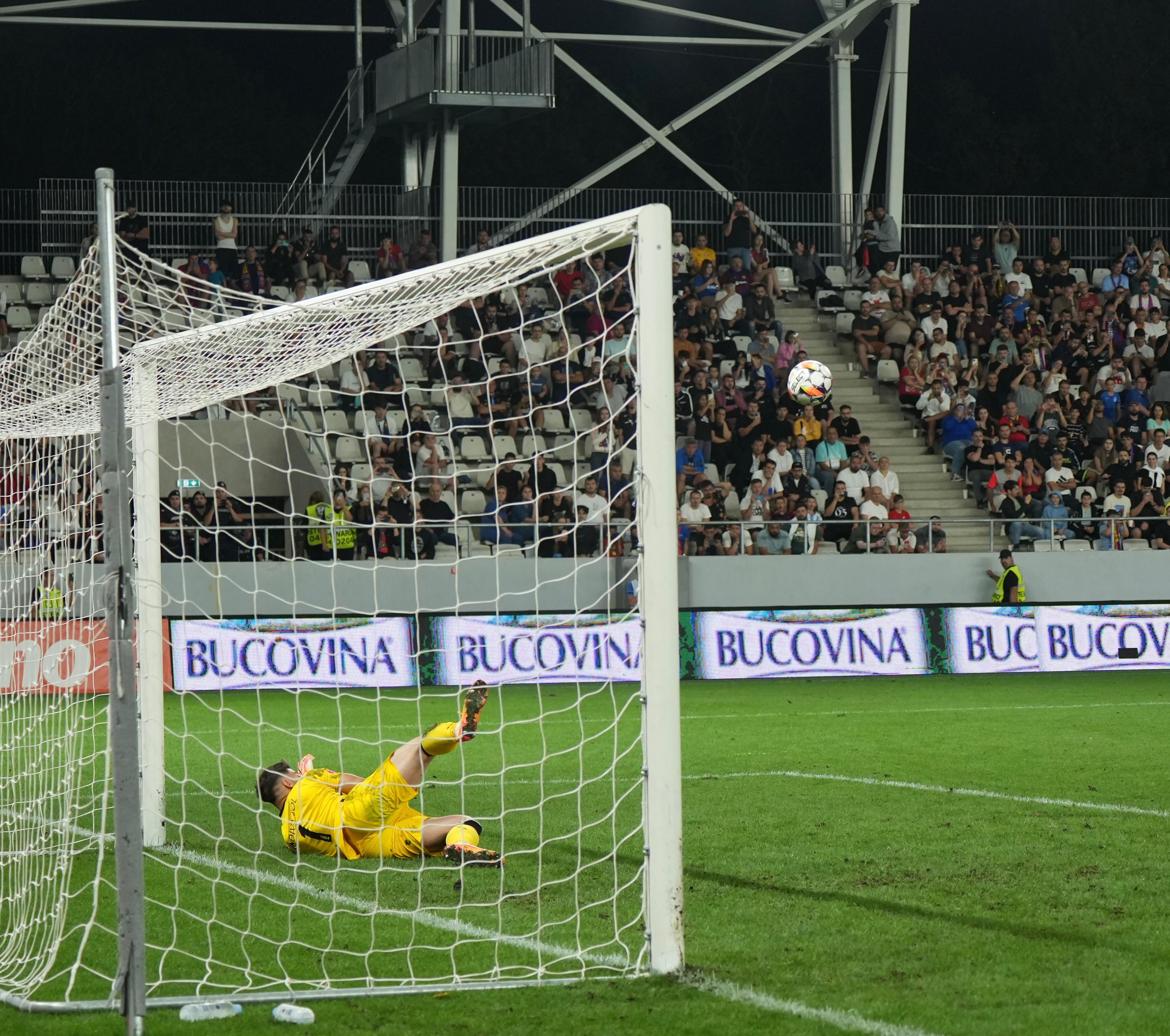 FCSB- UTA ARAD .jpeg