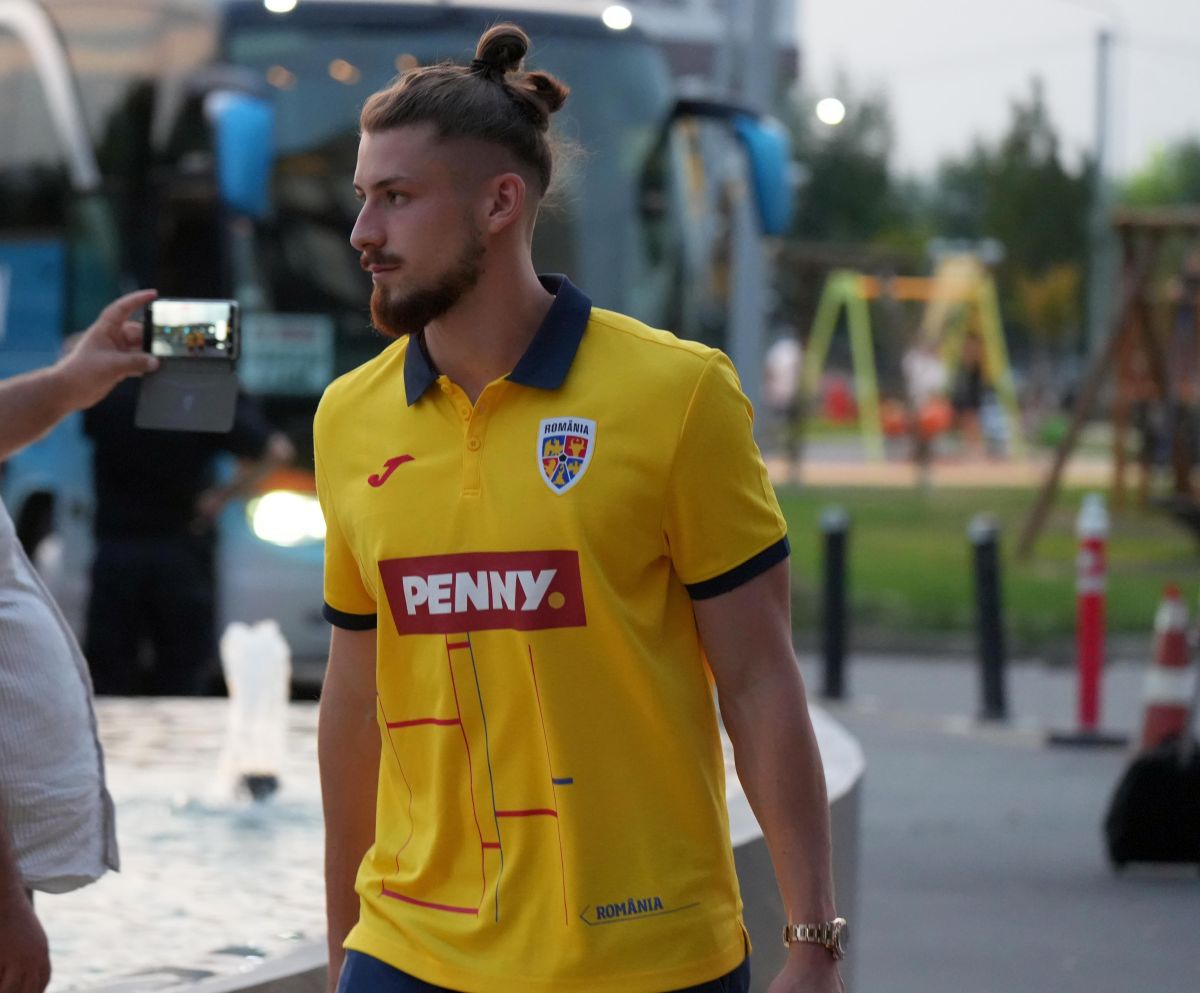 Sosirea naționalei României în Kosovo FOTO GOLAZO.ro