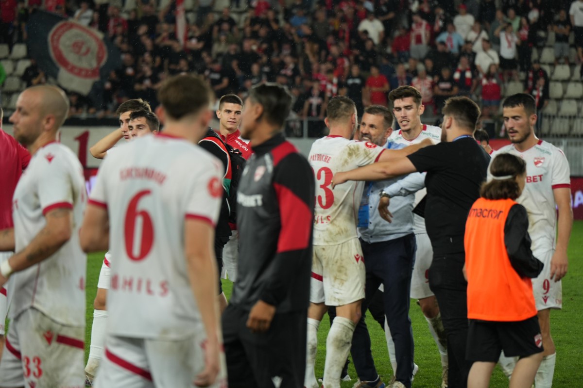 Dinamo - Unirea Slobozia (meci)