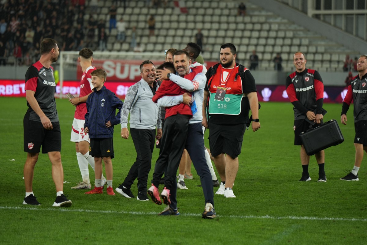 Dinamo - Unirea Slobozia (meci)