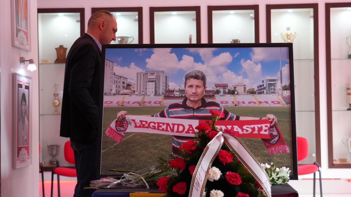 Omagiu pentru Gigi Mulțescu și Valentin Samungi la CS Dinamo