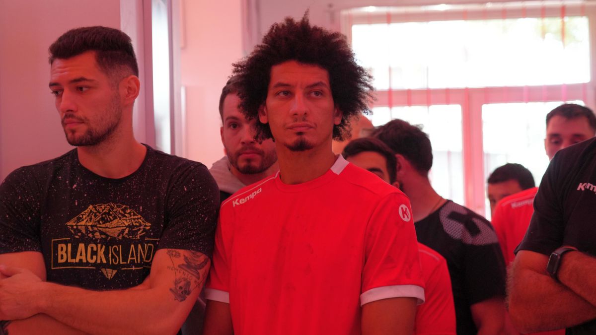 Omagiu pentru Gigi Mulțescu și Valentin Samungi la CS Dinamo (2).jpg