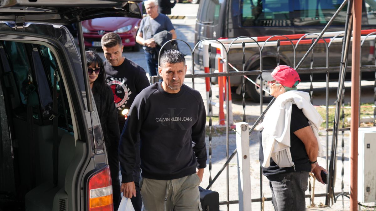 Omagiu pentru Gigi Mulțescu și Valentin Samungi la CS Dinamo (3).jpg