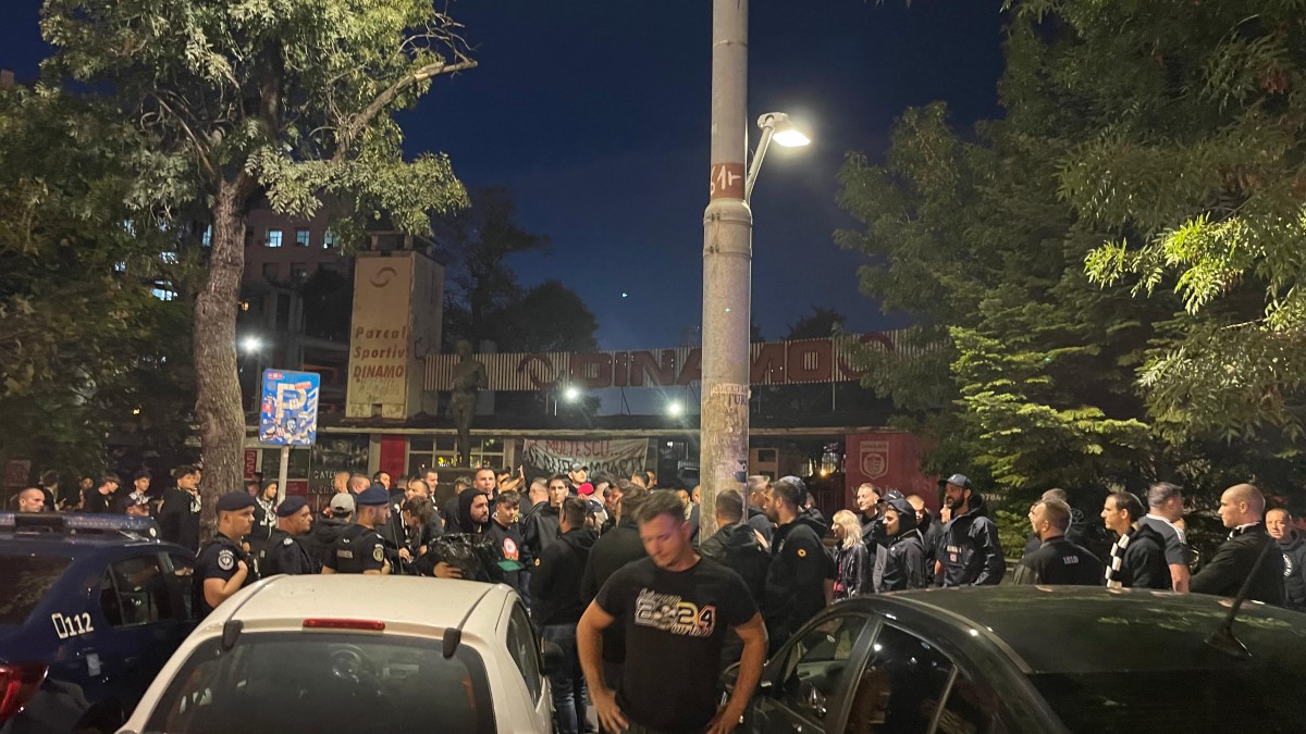 Galeriile lui Dinamo și U Cluj, omagiu pentru Gigi Mulțescu
